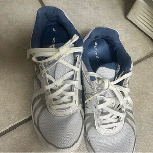 New Balance White and Blue Men's Running Sneakers